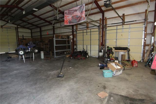 23305 S Hickory Court, Spring Hill, KS 66083