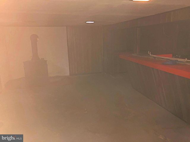 8 ROBERTS LN, Berlin, NJ 08009