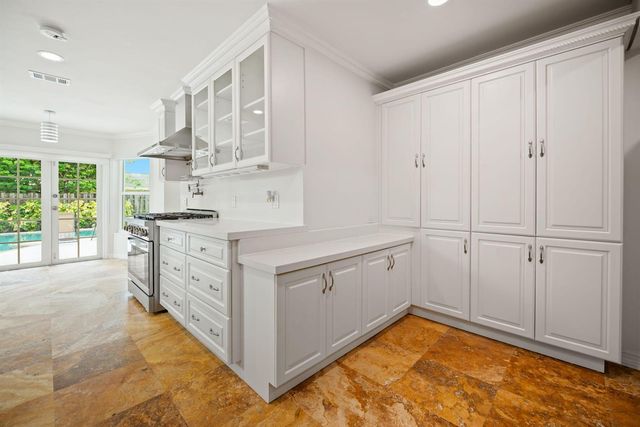 561 SW 168th Terrace, Weston, FL 33326