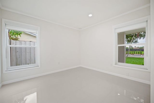 561 SW 168th Terrace, Weston, FL 33326