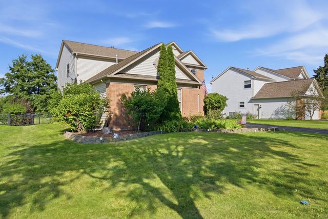 4050 Bunker Hill Drive, Algonquin, IL 60102