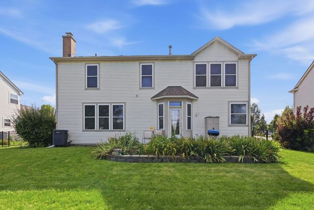 4050 Bunker Hill Drive, Algonquin, IL 60102