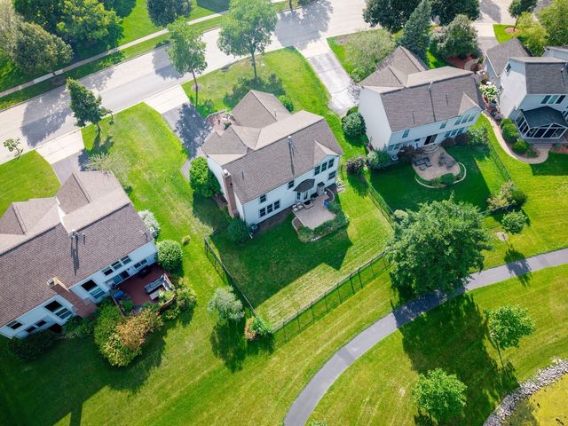 4050 Bunker Hill Drive, Algonquin, IL 60102