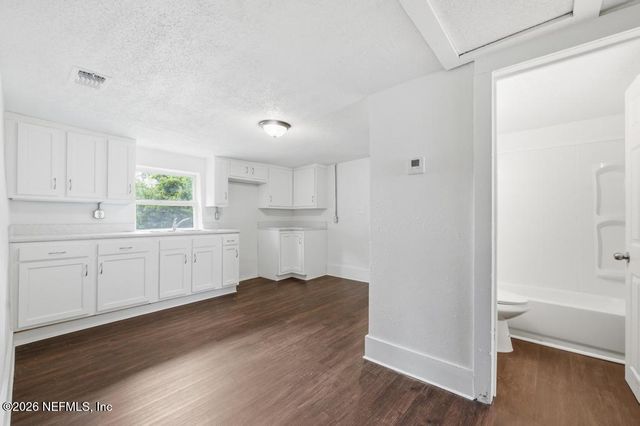 1823 W 44TH Street, Jacksonville, FL 32209