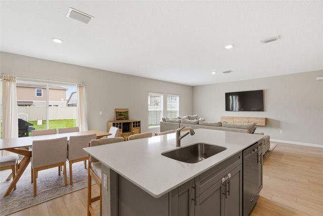12950 PASTURE WOODS PLACE, Lithia, FL 33547