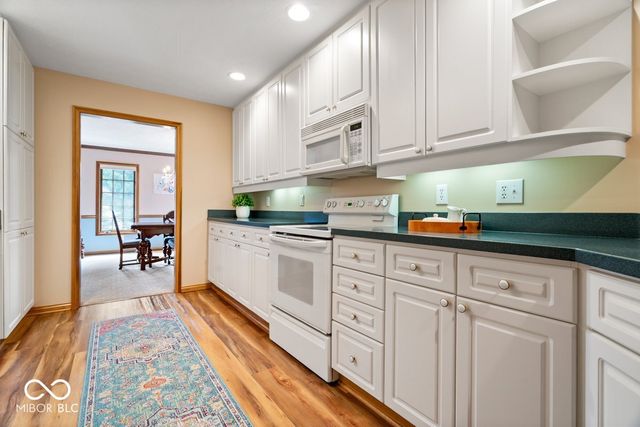 1120 Buttonwood Court, Greenfield, IN 46140