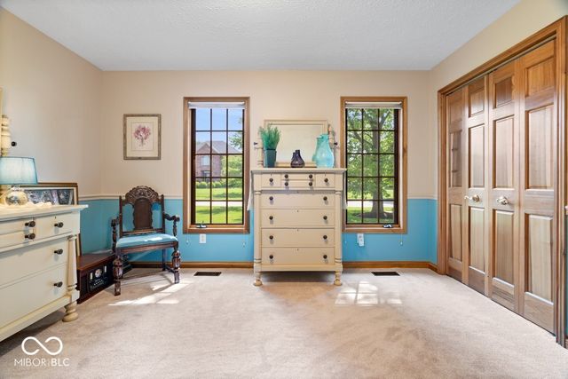 1120 Buttonwood Court, Greenfield, IN 46140