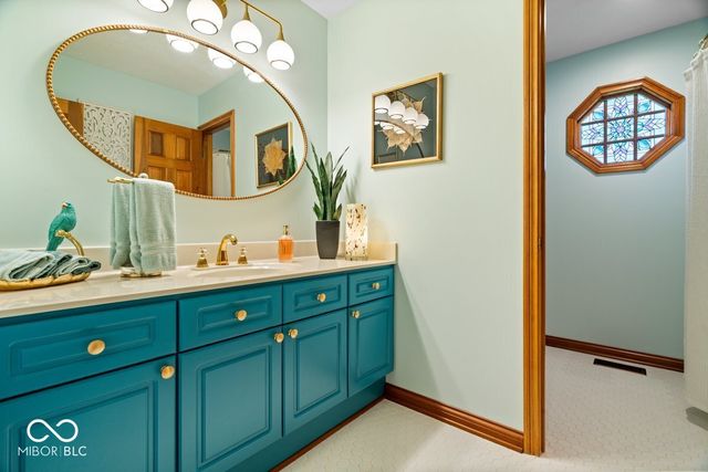1120 Buttonwood Court, Greenfield, IN 46140