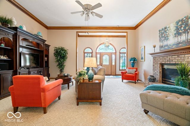 1120 Buttonwood Court, Greenfield, IN 46140