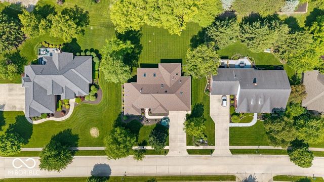 1120 Buttonwood Court, Greenfield, IN 46140