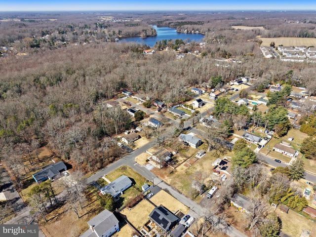 600 W CHESTNUT ST, Clayton, NJ 08312