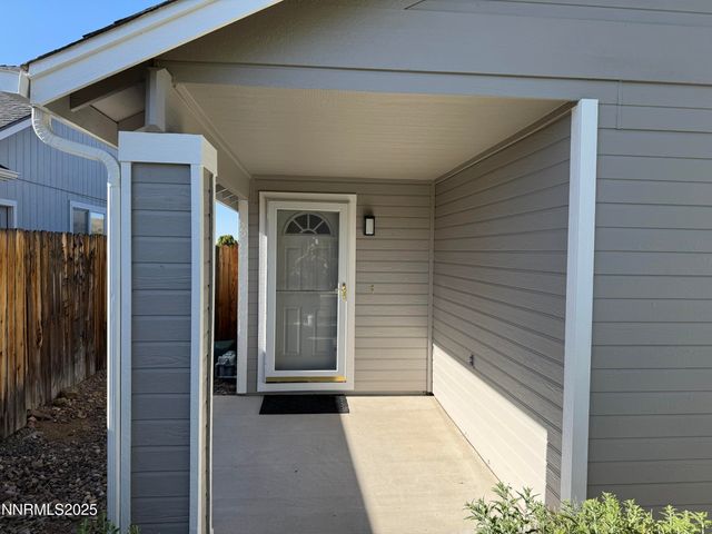 8 Conner Way, Gardnerville, NV 89410