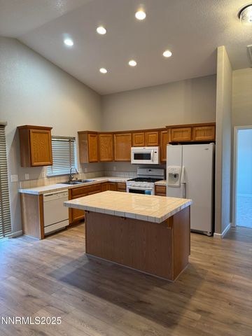 8 Conner Way, Gardnerville, NV 89410