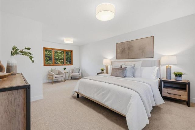 484 Aspen Way, Los Altos, CA 94024