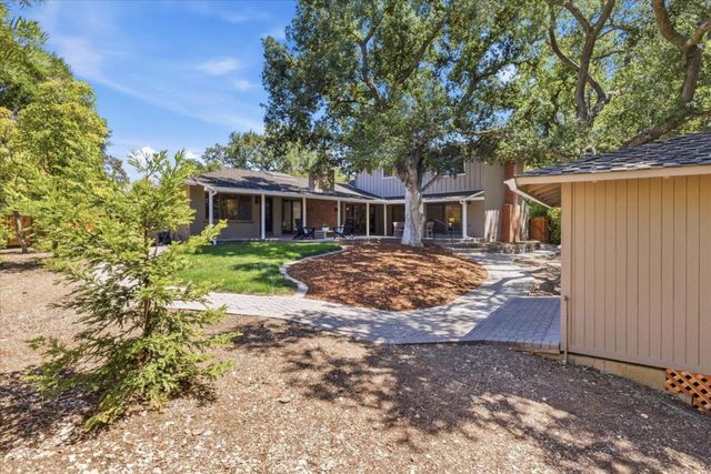 484 Aspen Way, Los Altos, CA 94024