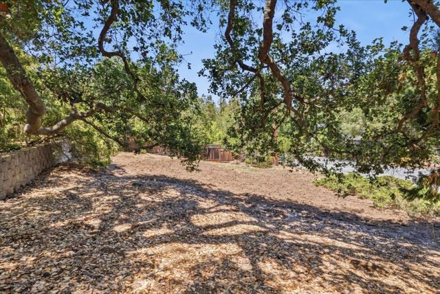 484 Aspen Way, Los Altos, CA 94024