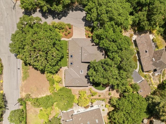 484 Aspen Way, Los Altos, CA 94024