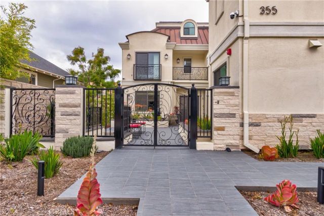 355 E California 3, Pasadena, CA 91106