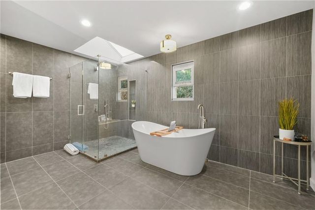 159 Castlebar SE Court, Mableton, GA 30126