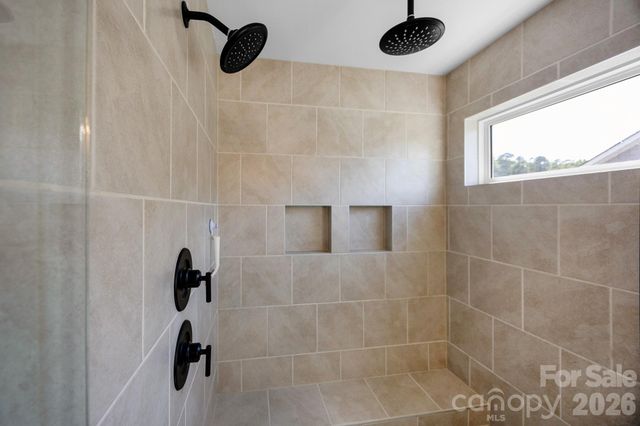 5080 Mooreland Oaks Way, Mount Holly, NC 28120