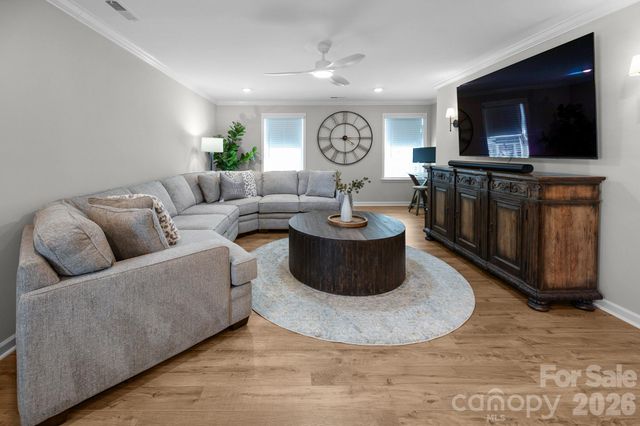 5080 Mooreland Oaks Way, Mount Holly, NC 28120