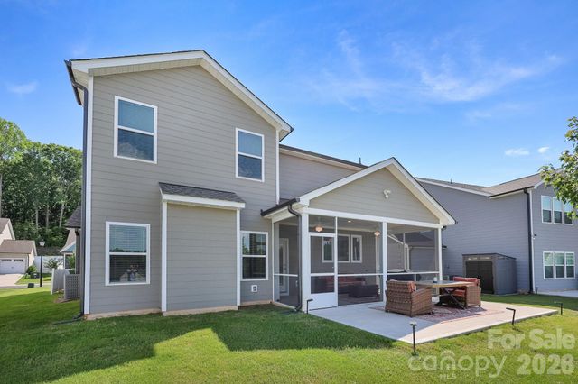 5080 Mooreland Oaks Way, Mount Holly, NC 28120