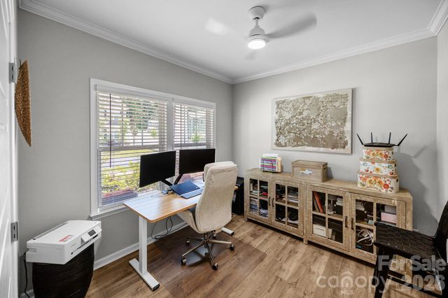 5080 Mooreland Oaks Way, Mount Holly, NC 28120