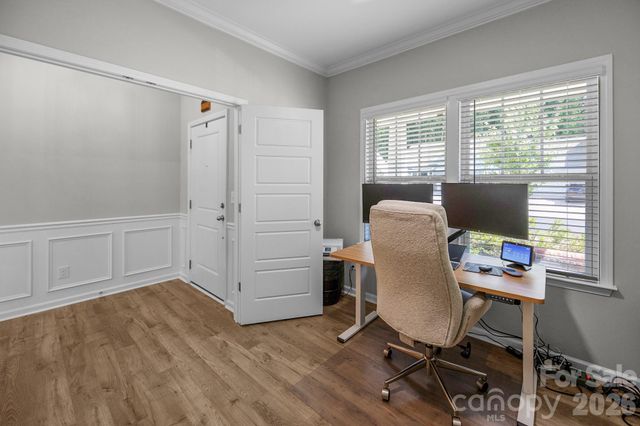 5080 Mooreland Oaks Way, Mount Holly, NC 28120