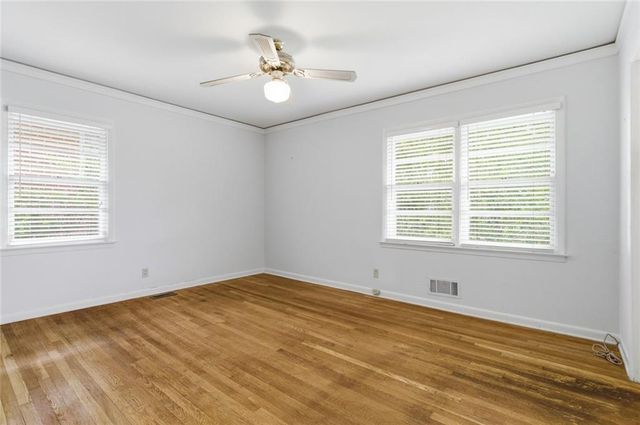 955 Vistavia Circle, Decatur, GA 30033