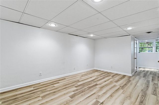 955 Vistavia Circle, Decatur, GA 30033
