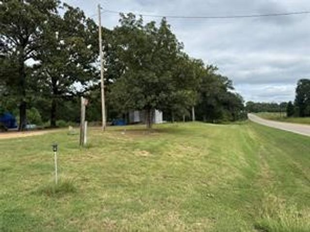 4683 E Fm Rd 1396, Telephone, TX 75488