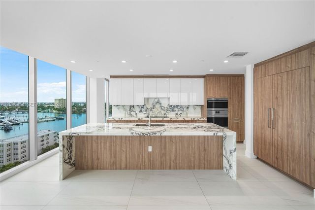 153 N Seabreeze Boulevard 1002-S, Fort Lauderdale, FL 33304