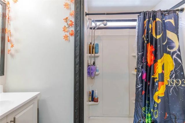 7560 Woodman 65, Van Nuys, CA 91405