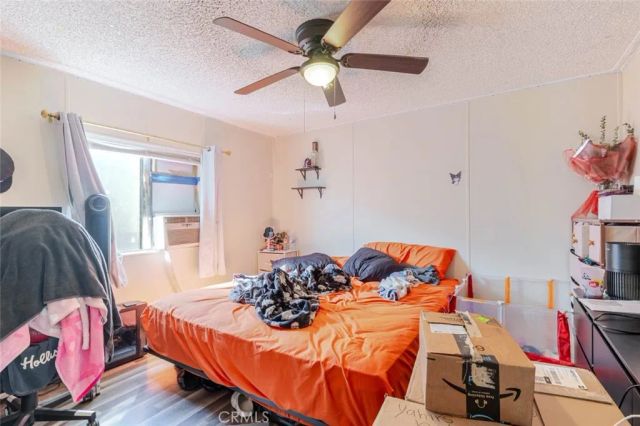 7560 Woodman 65, Van Nuys, CA 91405