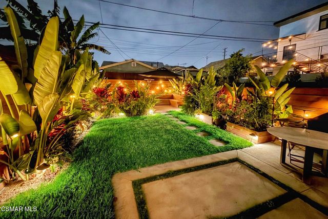 1135 N Commonwealth Avenue, Los Angeles, CA 90029