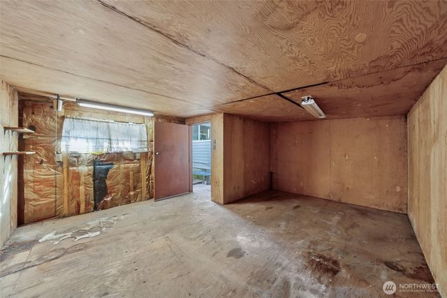 1015 E Chicago Street, Kent, WA 98030