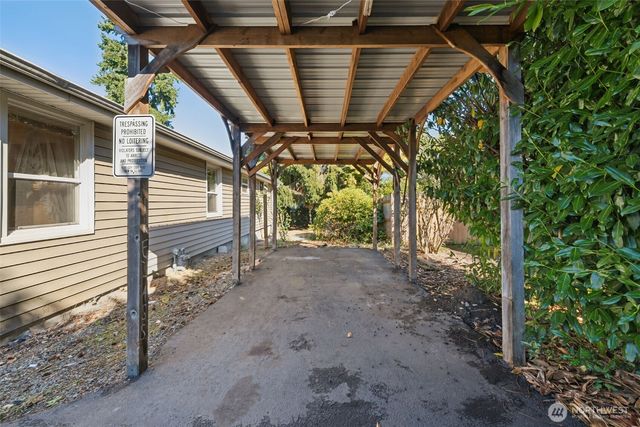 1015 E Chicago Street, Kent, WA 98030