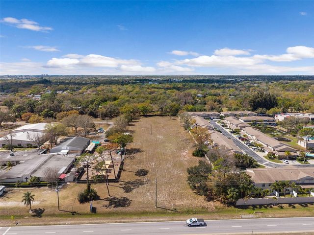 9530 STARKEY ROAD, Seminole, FL 33777