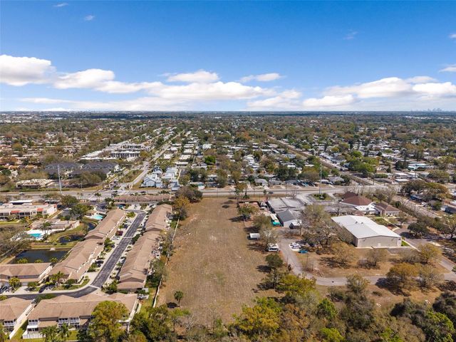 9530 STARKEY ROAD, Seminole, FL 33777