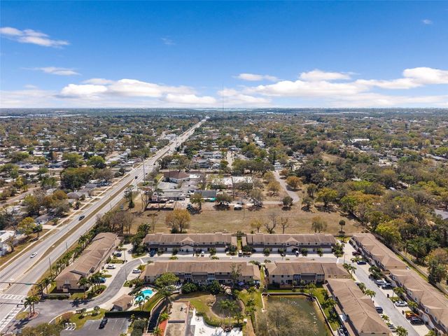9530 STARKEY ROAD, Seminole, FL 33777