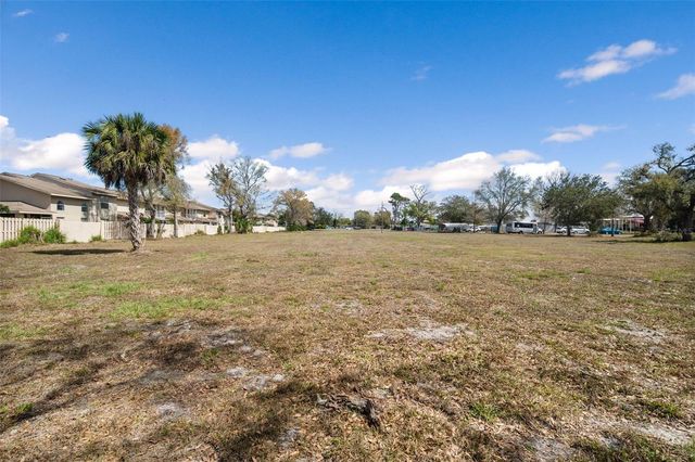 9530 STARKEY ROAD, Seminole, FL 33777