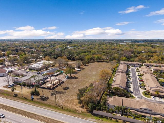 9530 STARKEY ROAD, Seminole, FL 33777