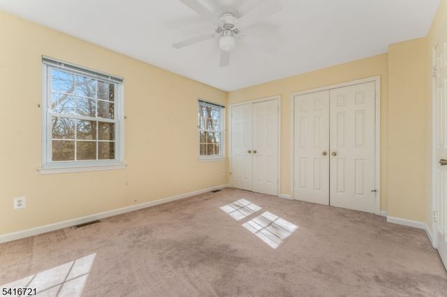 107 Franklin Ct, Raritan Twp., NJ 08822