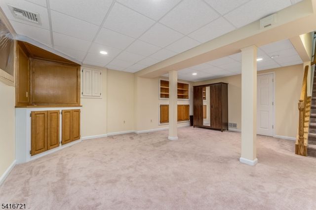 107 Franklin Ct, Raritan Twp., NJ 08822