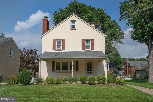 2115 WINTON AVE, Havertown, PA 19083