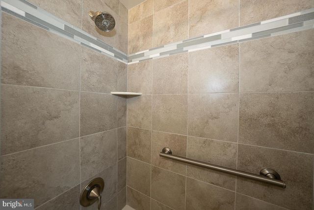 2115 WINTON AVE, Havertown, PA 19083