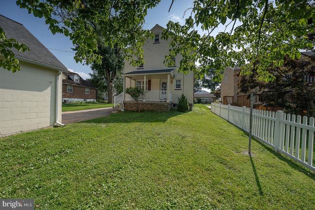 2115 WINTON AVE, Havertown, PA 19083