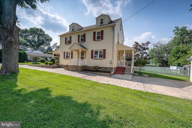 2115 WINTON AVE, Havertown, PA 19083