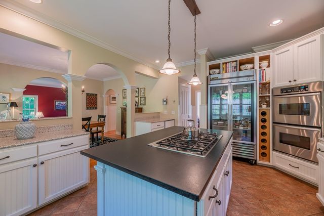 777 McCooey Drive, Manchester, VT 05255