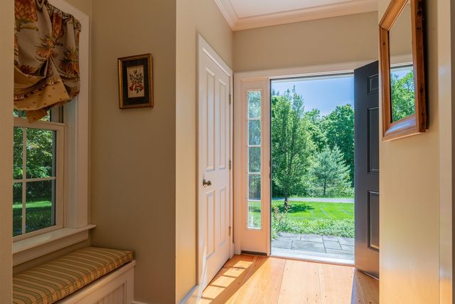 777 McCooey Drive, Manchester, VT 05255